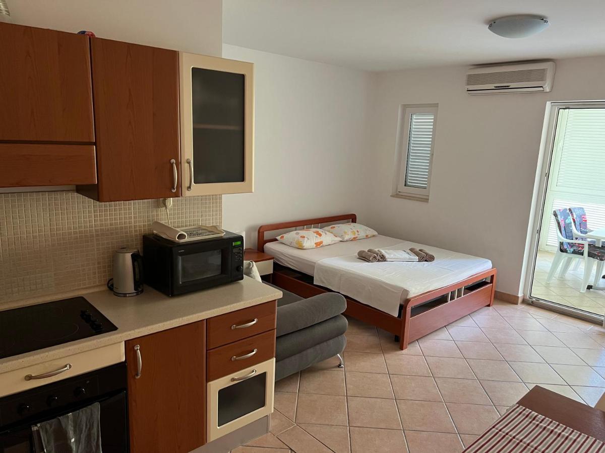 Mario Apartment Brela Extérieur photo