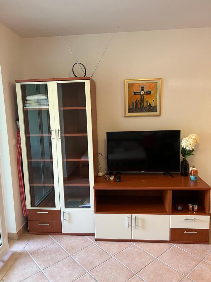 Mario Apartment Brela Extérieur photo