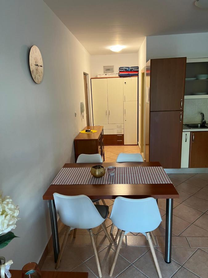 Mario Apartment Brela Extérieur photo